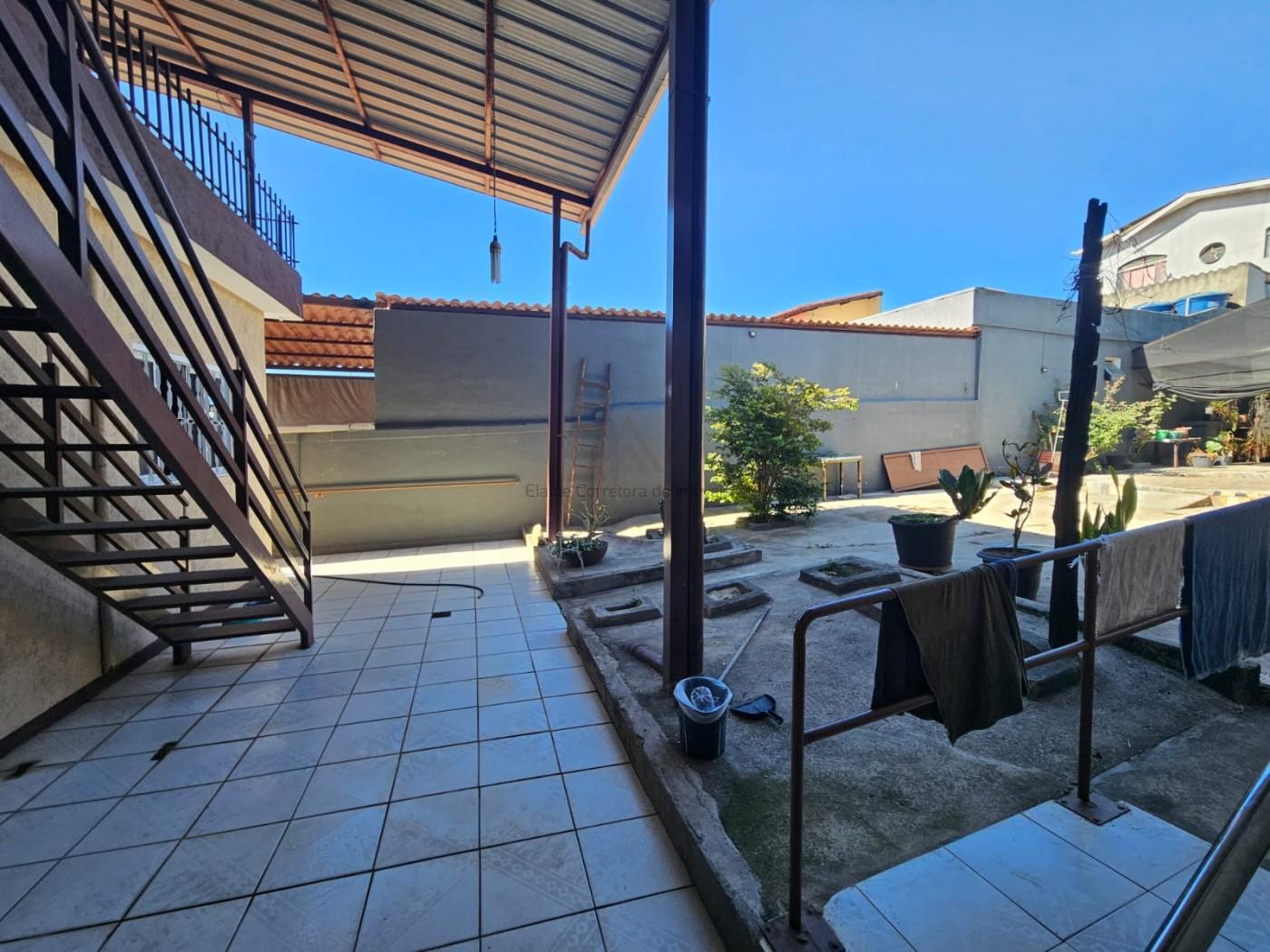 Casa, 3 quartos, 257 m² - Foto 33