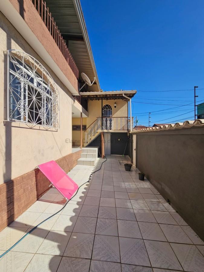 Casa, 3 quartos, 257 m² - Foto 4